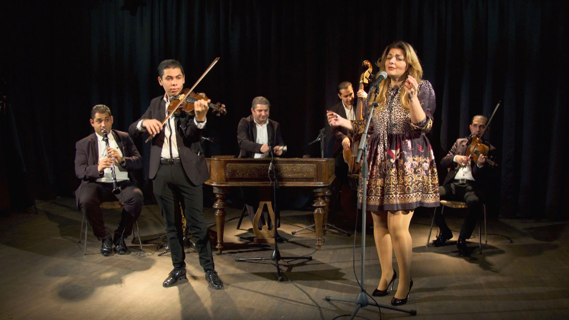 Vaker, vaker (Hovor, hovor) – Gitana a Ďusi Band