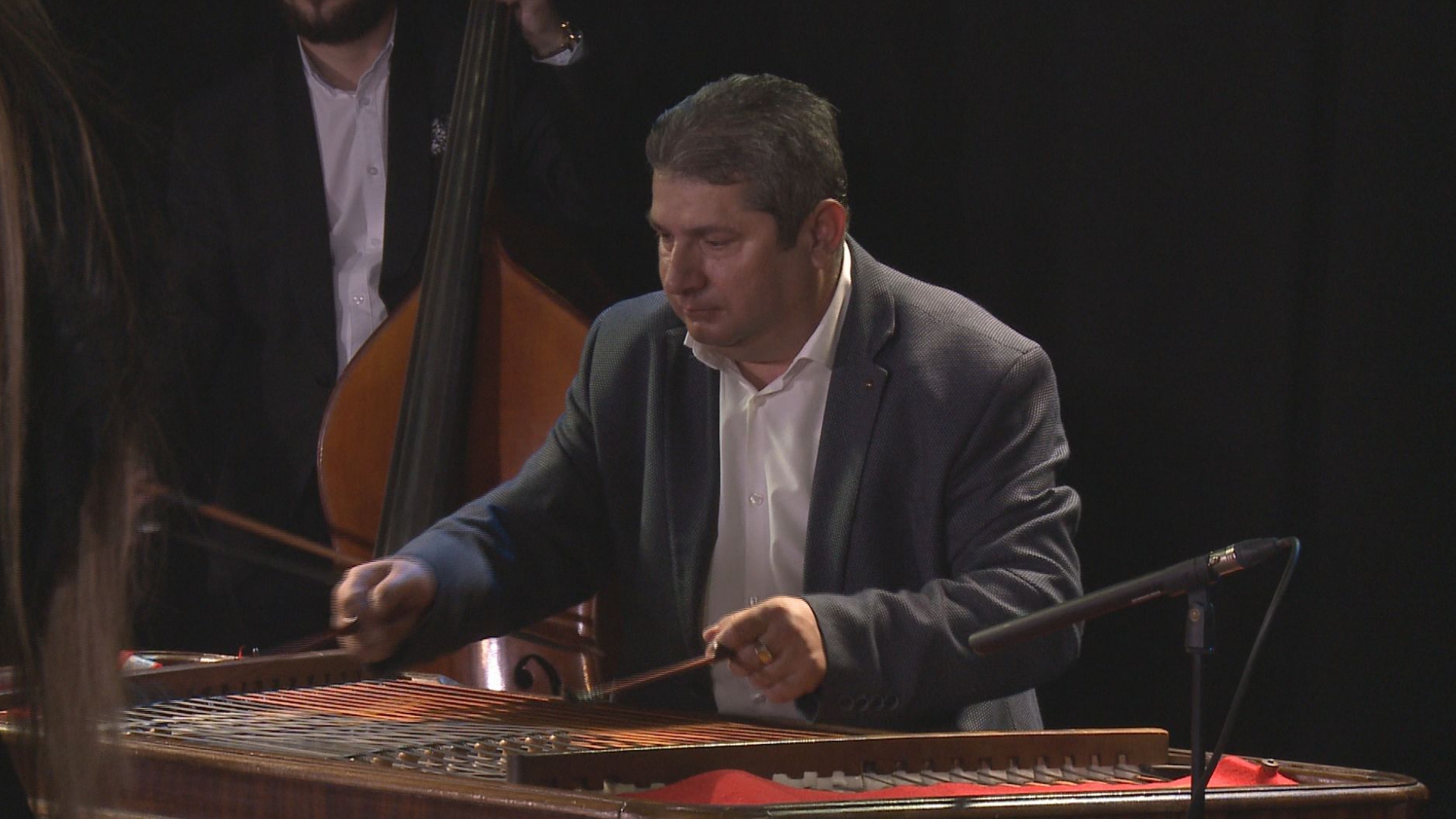 Ďusi Band Orchestra – Ara, more, khatar ma