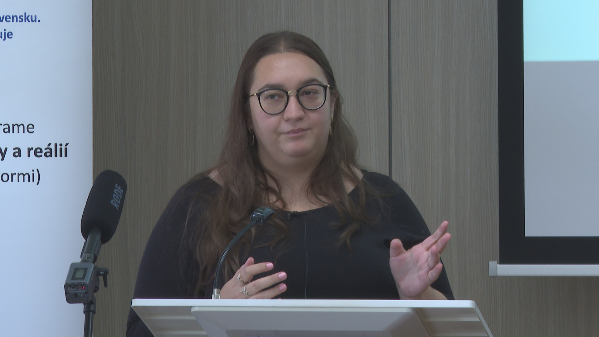 Kamila Kamala Galjuš – Rozprávky Eleny Lackovej v anglickom preklade – výzva alebo príležitosť?